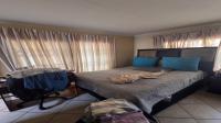 Bed Room 1 of property in Alliance