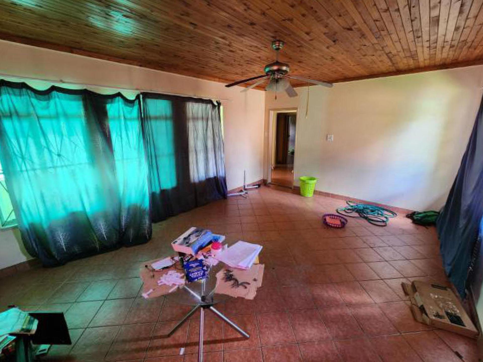 Lounges of property in Vanderbijlpark