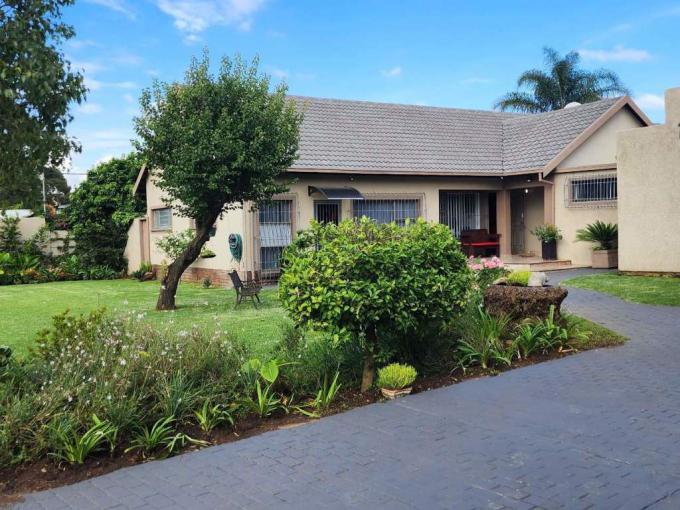 3 Bedroom House for Sale For Sale in Brackenhurst MR558559