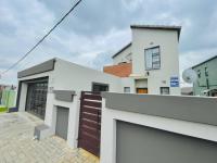 3 Bedroom 2 Bathroom House for Sale for sale in South Hills