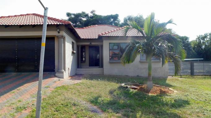 SA Home Loans Sale in Execution 3 Bedroom House for Sale in Amandasig - MR559299