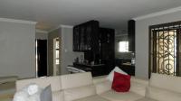 Lounges - 17 square meters of property in Amandasig