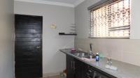 Kitchen - 20 square meters of property in Amandasig
