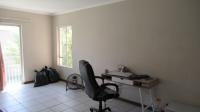 Lounges - 29 square meters of property in Comet