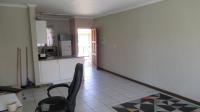 Lounges - 29 square meters of property in Comet