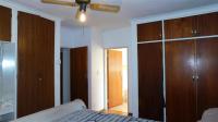 Main Bedroom - 21 square meters of property in Theresapark