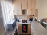 Kitchen - 11 square meters of property in Monavoni