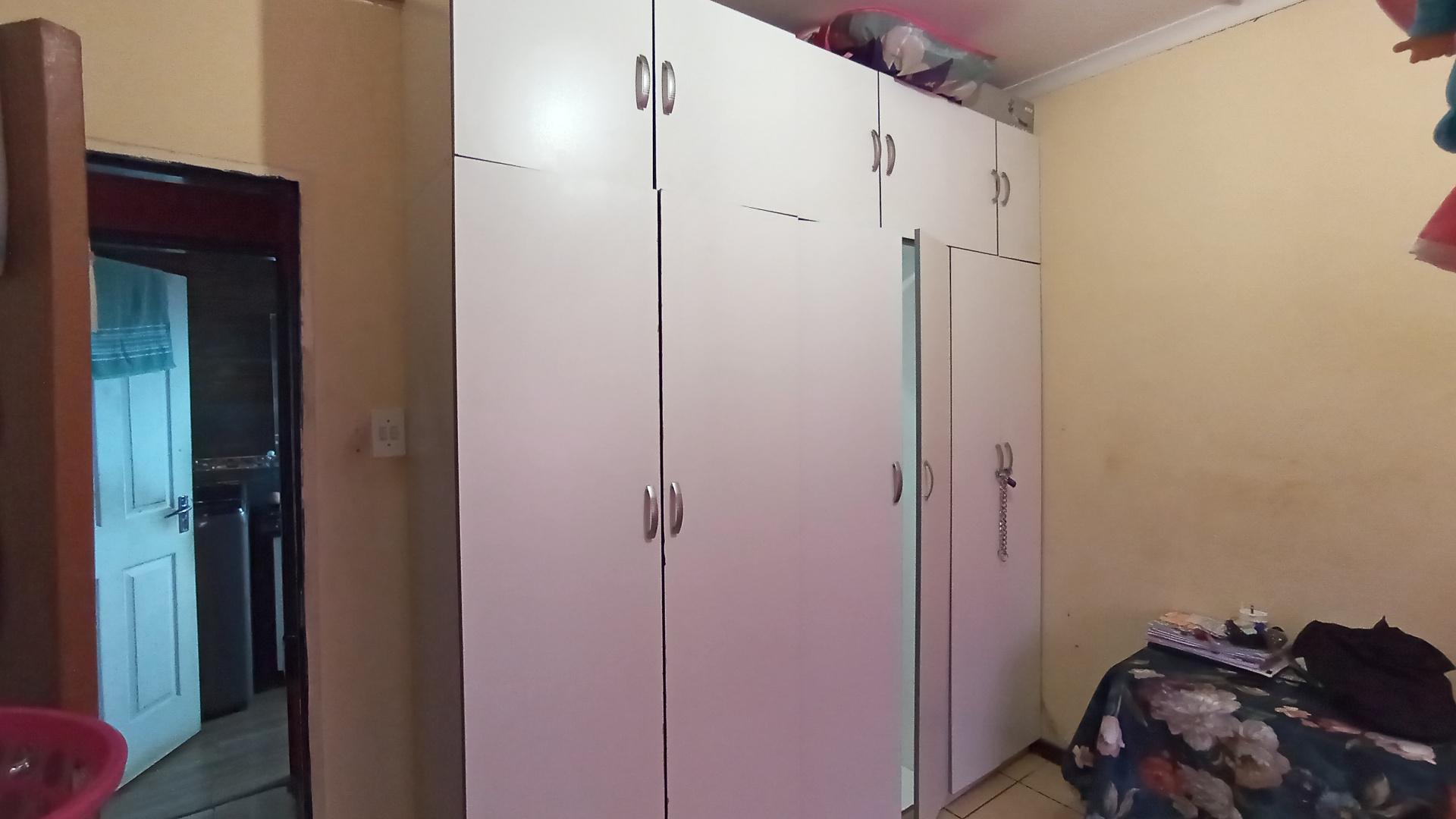 Main Bedroom - 13 square meters of property in Northdale (PMB)