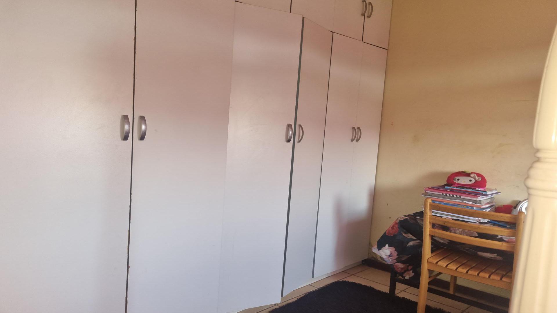 Bed Room 3 of property in Northdale (PMB)