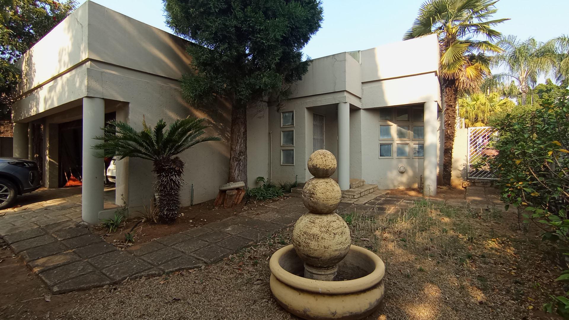 Front View of property in Faerie Glen