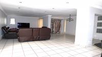 Lounges of property in Faerie Glen