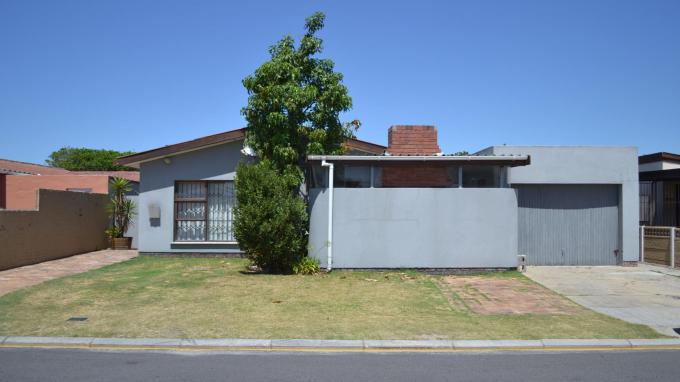 3 Bedroom House for Sale For Sale in Windsor Park - CPT - Private Sale - MR559943
