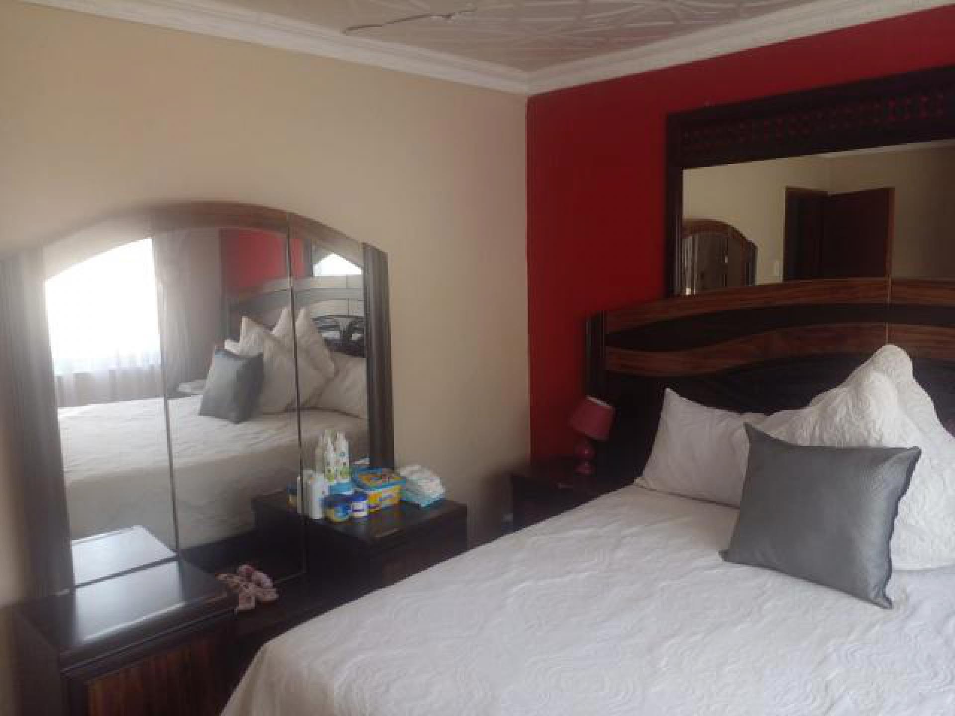 Bed Room 1 of property in Sebokeng
