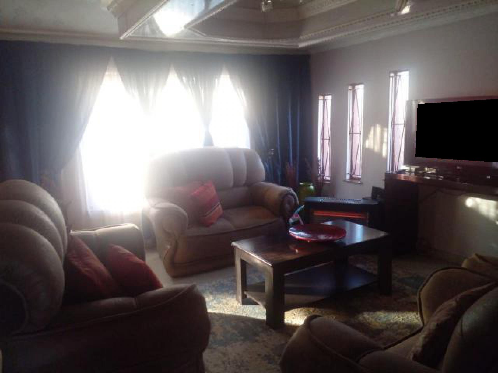 Lounges of property in Sebokeng
