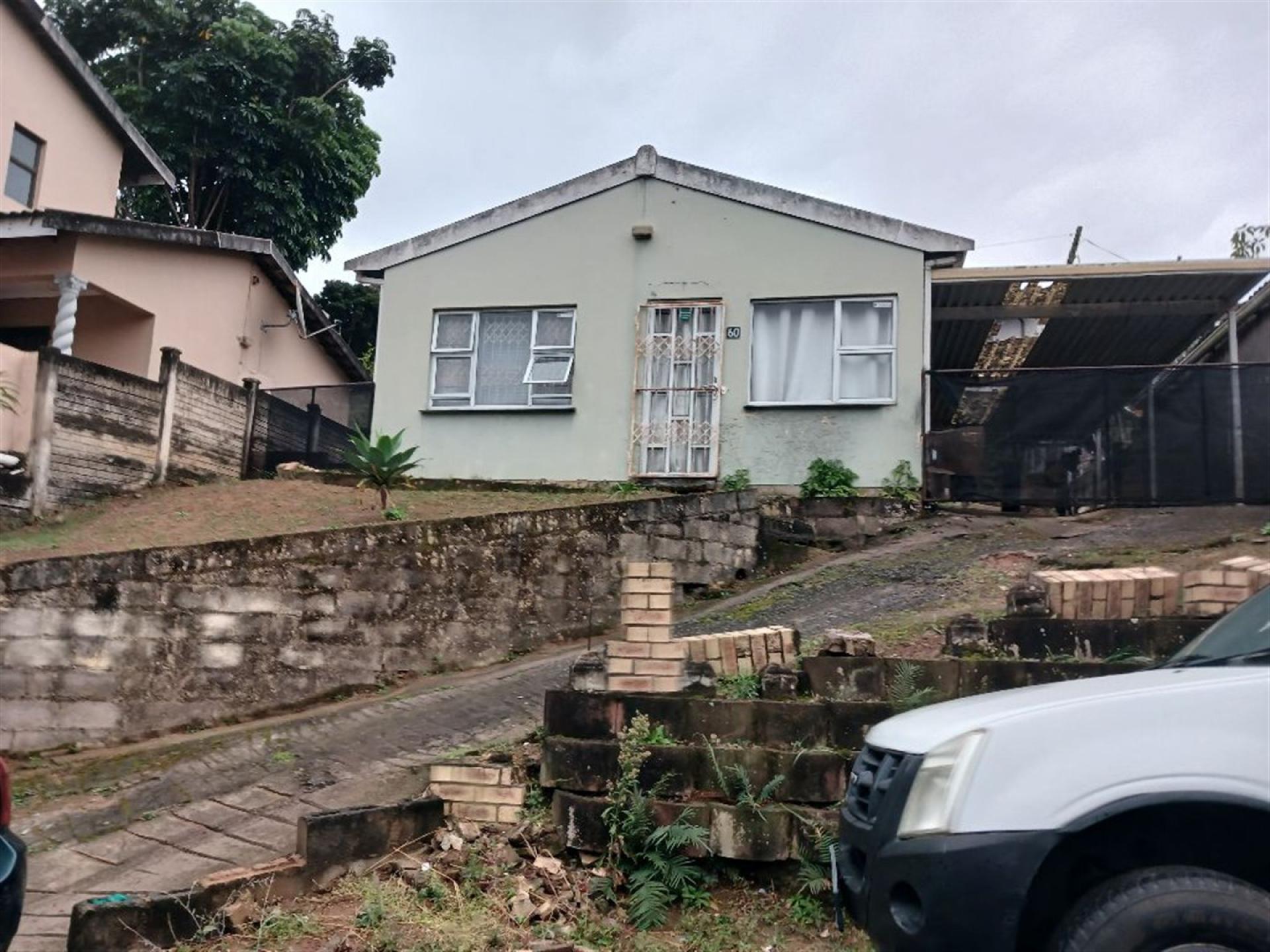 Front View of property in Hillgrove