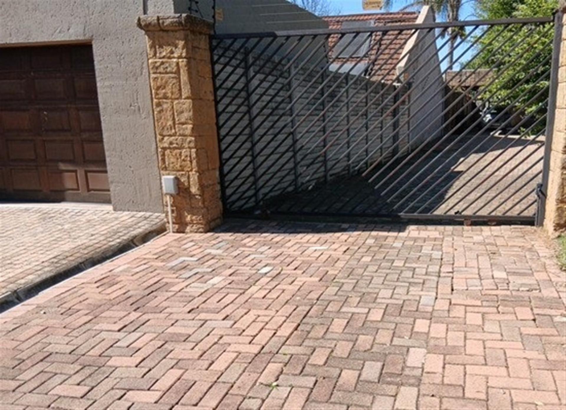 Front View of property in Ogies