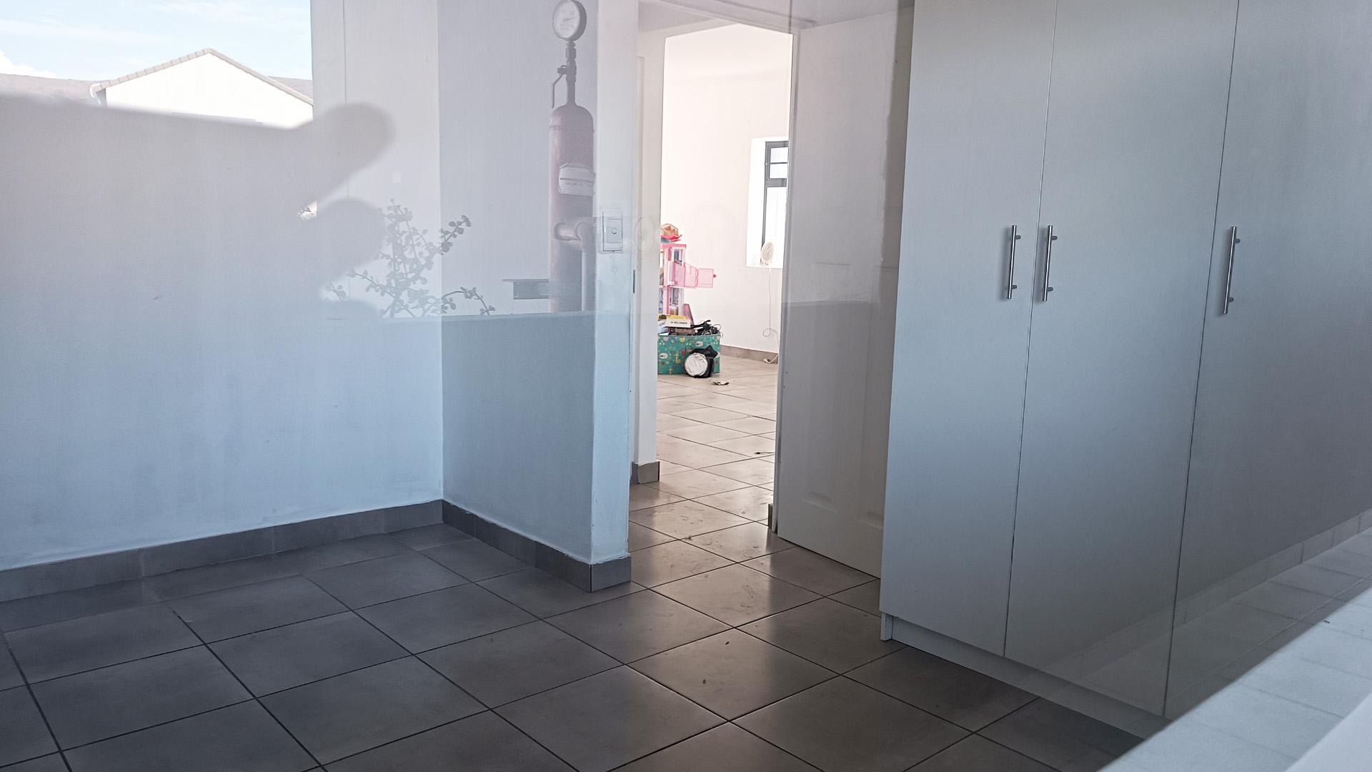 Bed Room 1 - 12 square meters of property in Burgundy Estate