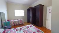 Bed Room 5+ - 19 square meters of property in Ottery