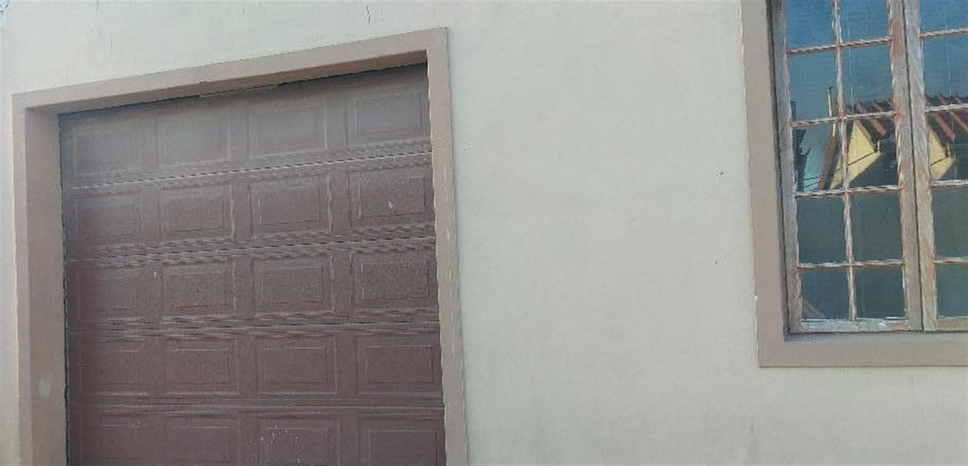 Front View of property in Belhar