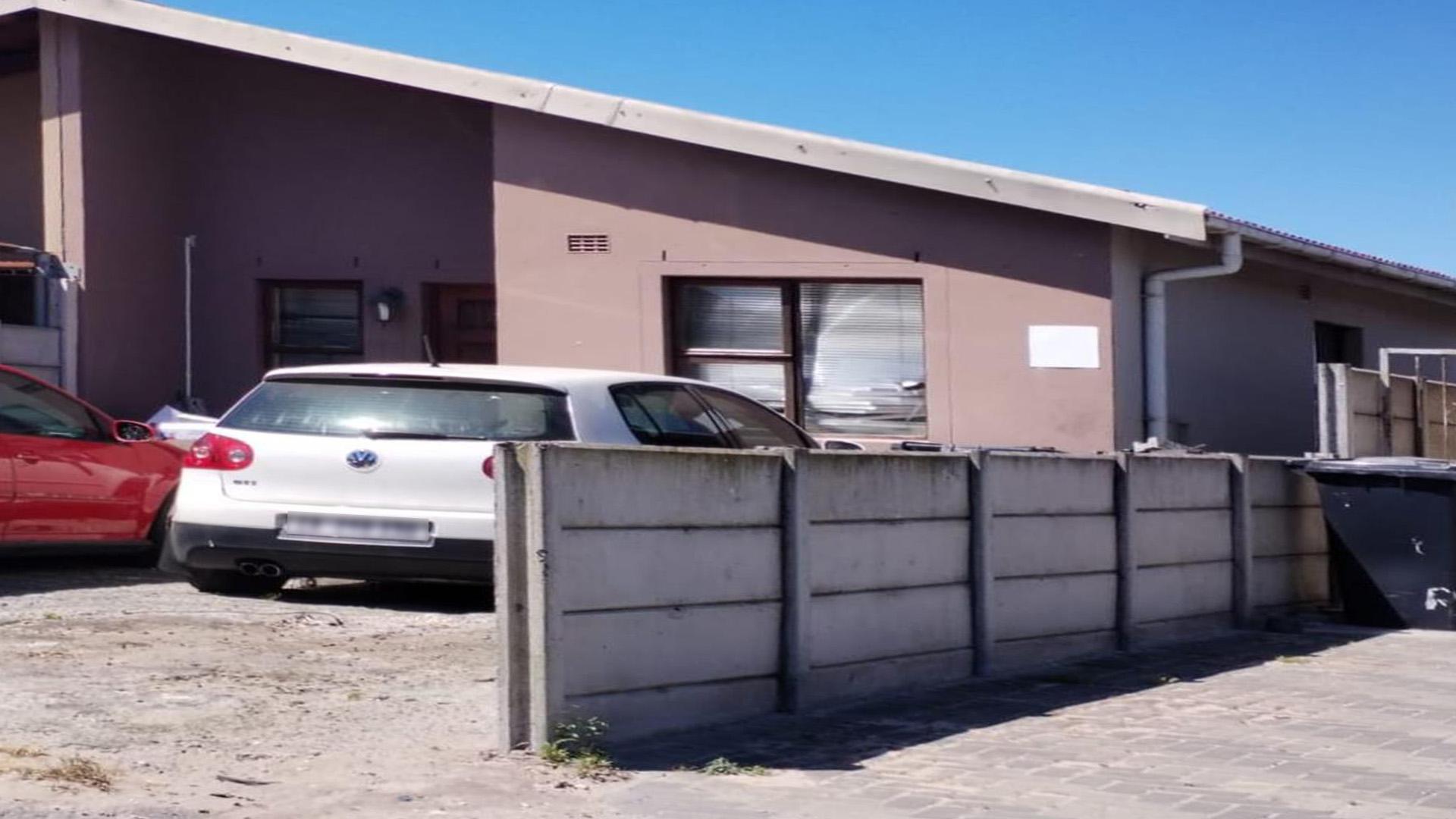 Standard Bank EasySell 2 Bedroom House for Sale in Mitchells