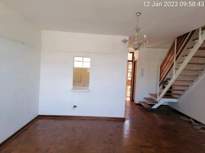 2 Bedroom Apartment to Rent in Westville  - Property to rent - MR560788