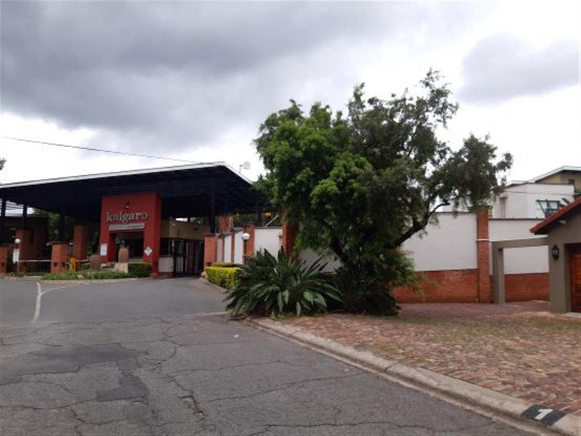 Front View of property in Douglasdale