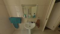 Bathroom 1 - 10 square meters of property in Parklands