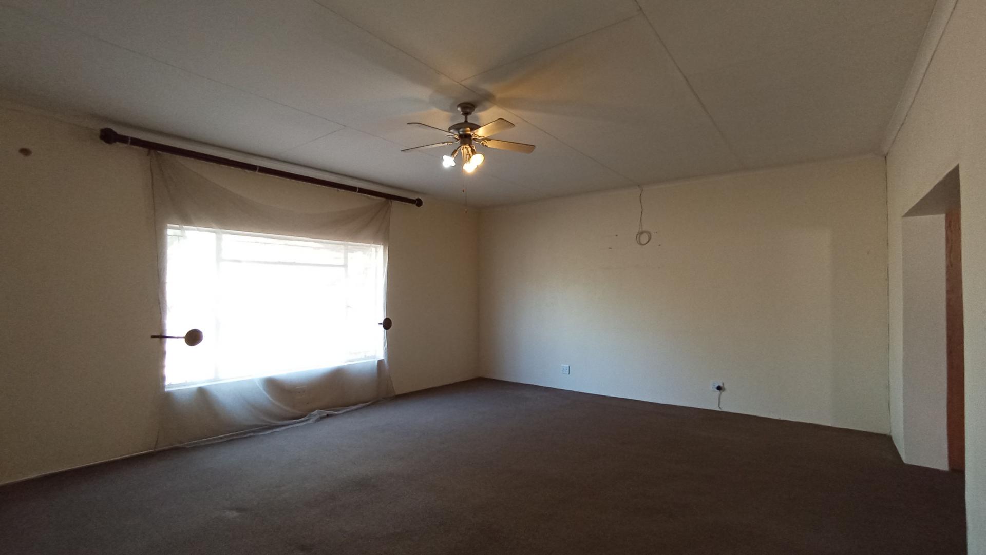 Main Bedroom - 57 square meters of property in Pretoria Rural