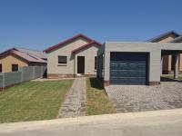  of property in Kosmosdal