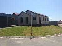  of property in Kosmosdal