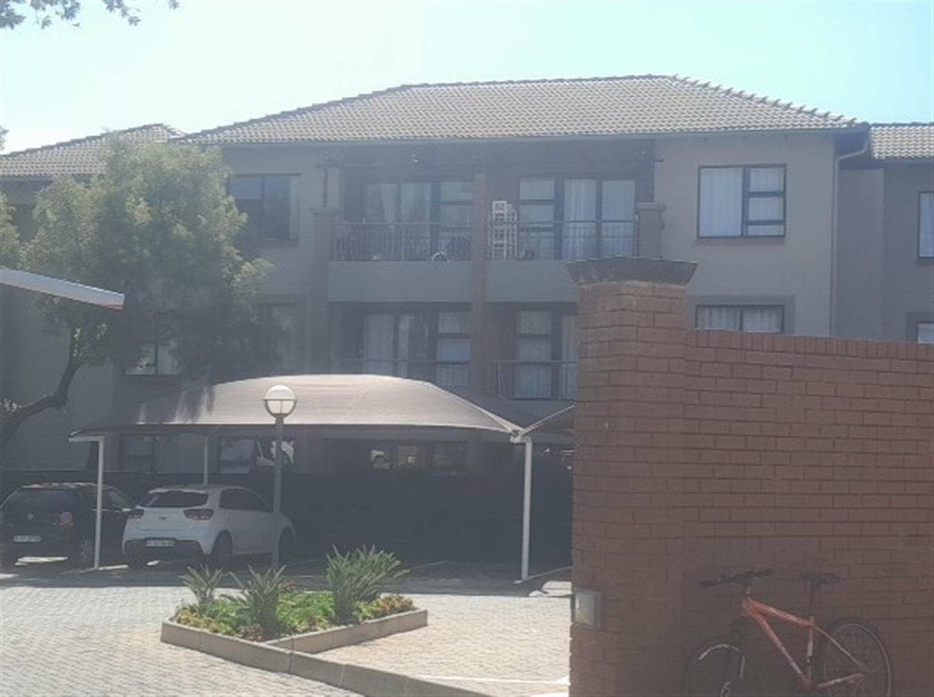 Front View of property in Noordhang