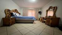 Main Bedroom of property in Ermelo