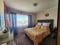 Bed Room 1 of property in Bloemfontein