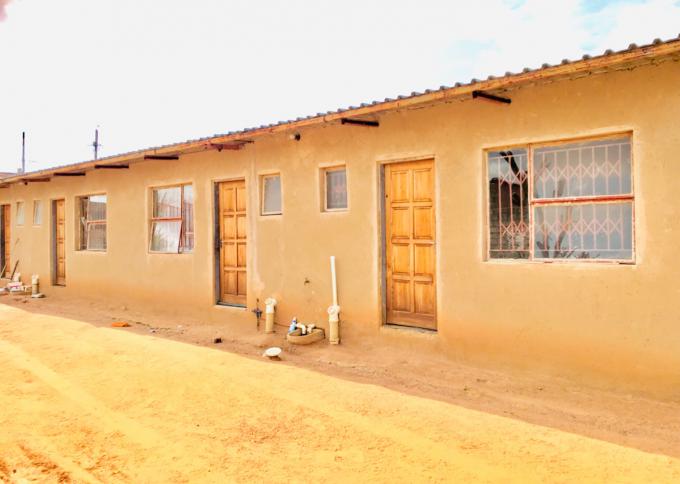 5 Bedroom House for Sale For Sale in Soshanguve - MR561117