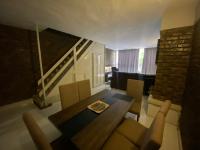  of property in Sunnyside
