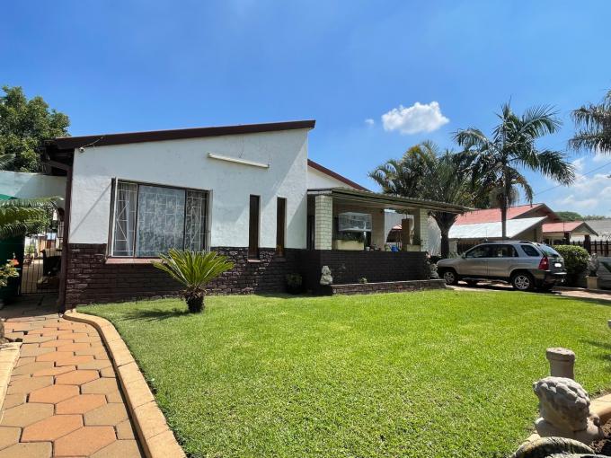 4 Bedroom House for Sale For Sale in Hermanstad - MR561164