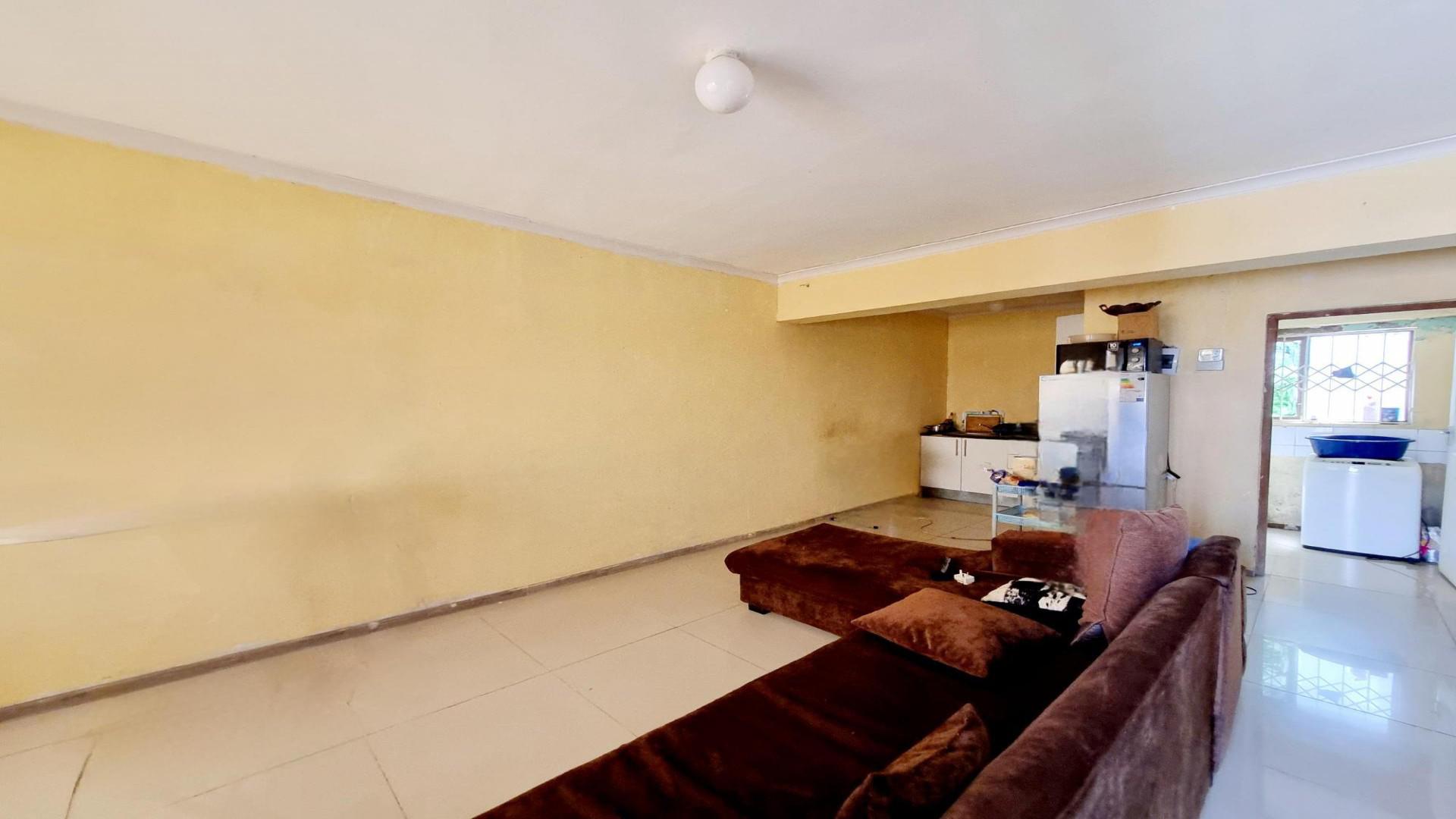 Lounges of property in Umtata