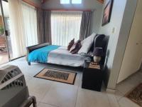  of property in Glenvista