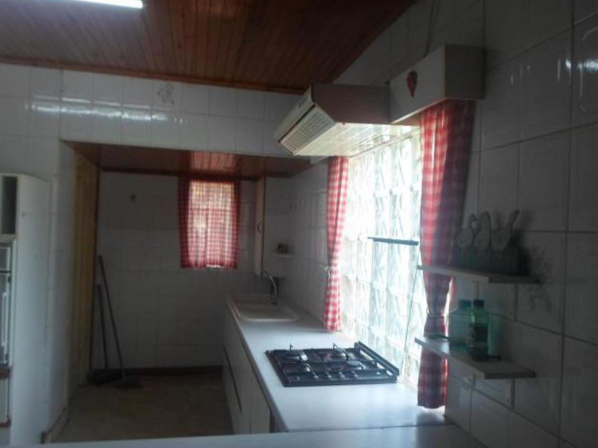 Kitchen - 21 square meters of property in Symhurst