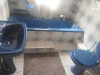 Bathroom 1 - 6 square meters of property in Symhurst