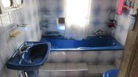 Bathroom 1 - 6 square meters of property in Symhurst