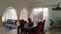 Dining Room - 19 square meters of property in Burlington Heights