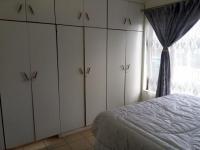 Bed Room 1 - 11 square meters of property in Burlington Heights