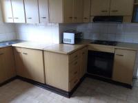 Kitchen - 14 square meters of property in Burlington Heights