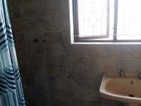 Bathroom 1 - 4 square meters of property in Burlington Heights