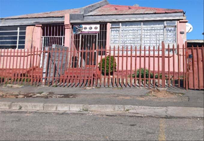 Standard Bank SIE Sale In Execution 3 Bedroom House for Sale in Malvern - MR561435