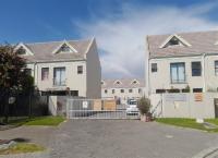 Front View of property in Parklands