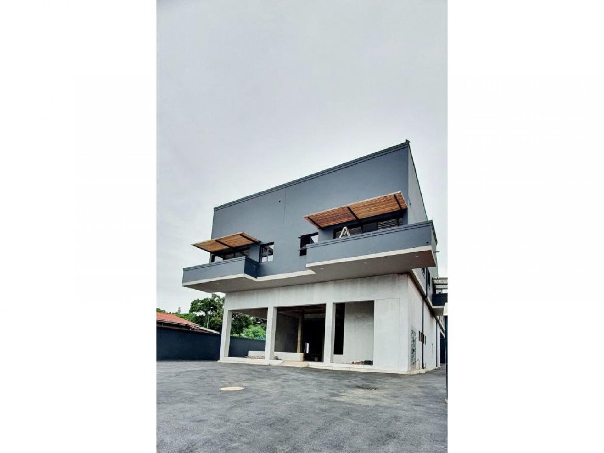  of property in Montclair (Dbn)