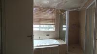 Bathroom 3+ - 43 square meters of property in Kyalami Estates