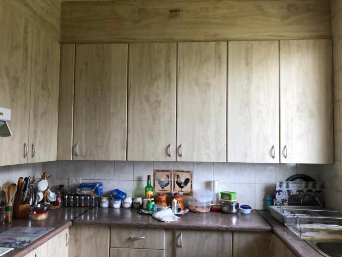 2 Bedroom Sectional Title for Sale For Sale in Horison - MR561871